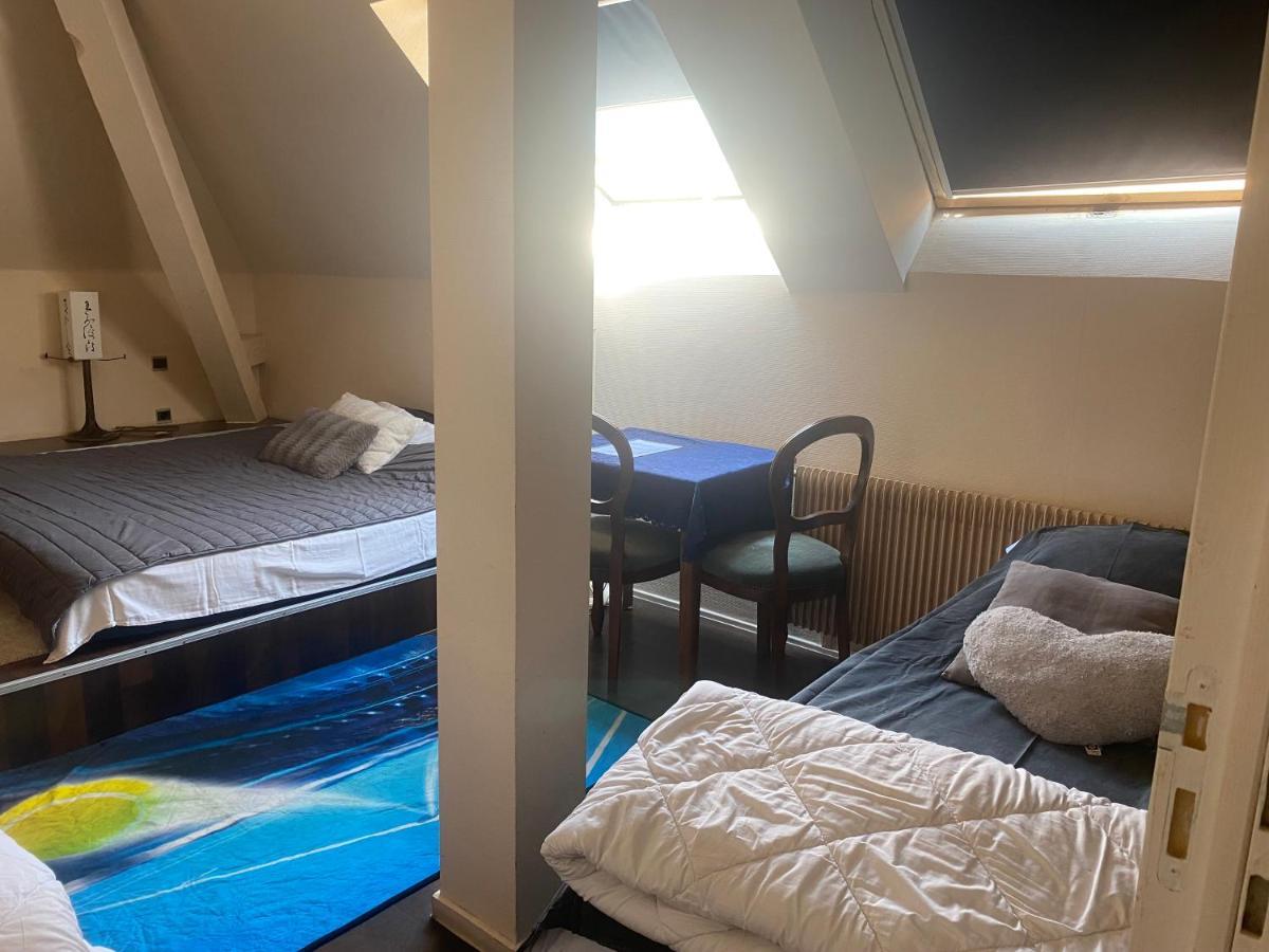 Chambres Privatives Chez L'Habitant 게브윌러 외부 사진