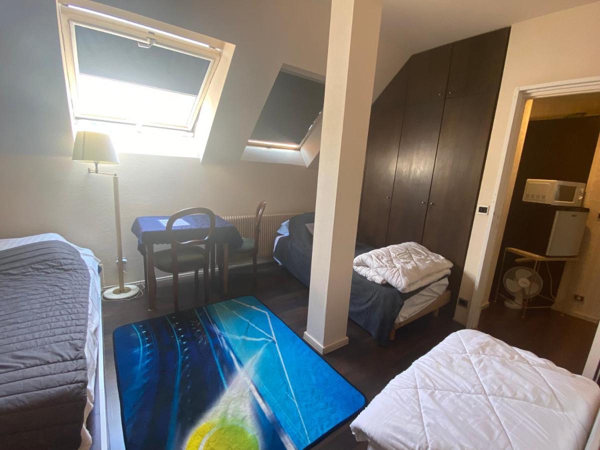 Chambres Privatives Chez L'Habitant 게브윌러 외부 사진