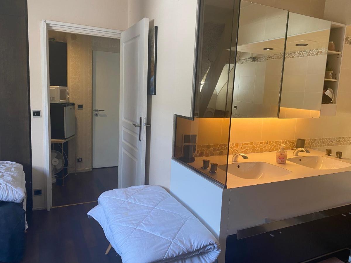 Chambres Privatives Chez L'Habitant 게브윌러 외부 사진