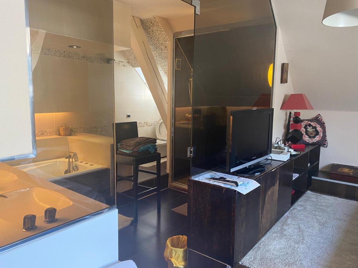 Chambres Privatives Chez L'Habitant 게브윌러 외부 사진
