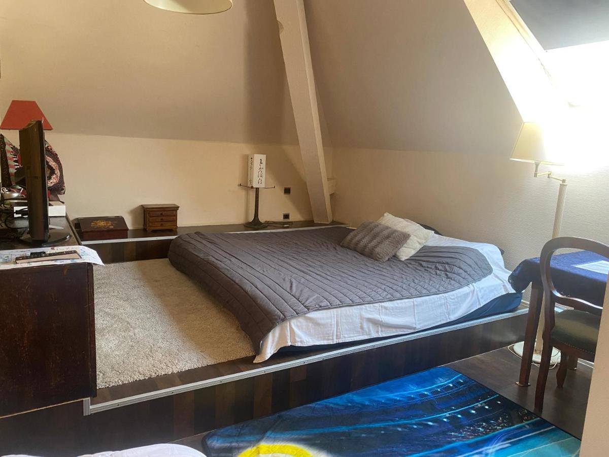 Chambres Privatives Chez L'Habitant 게브윌러 외부 사진