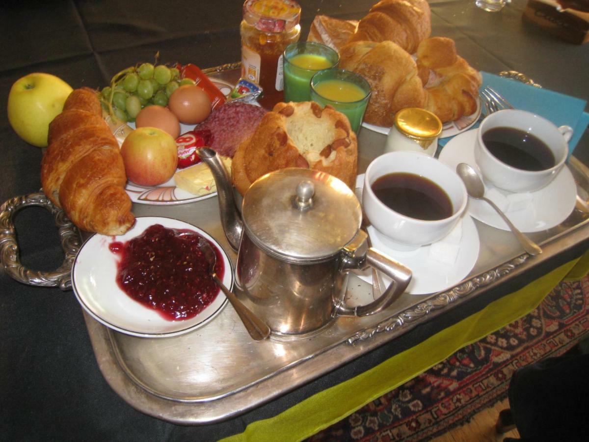 Chambres Privatives Chez L'Habitant 게브윌러 외부 사진