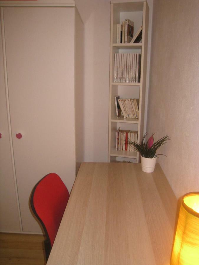 Chambres Privatives Chez L'Habitant 게브윌러 외부 사진
