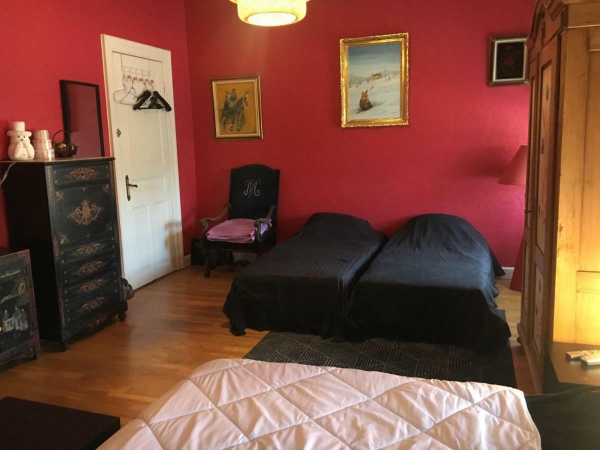 Chambres Privatives Chez L'Habitant 게브윌러 외부 사진