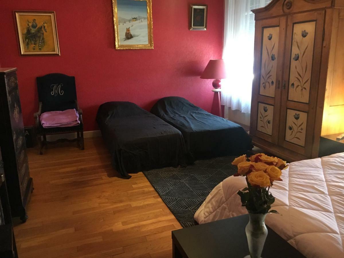 Chambres Privatives Chez L'Habitant 게브윌러 외부 사진