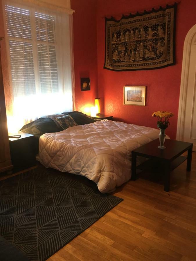 Chambres Privatives Chez L'Habitant 게브윌러 외부 사진