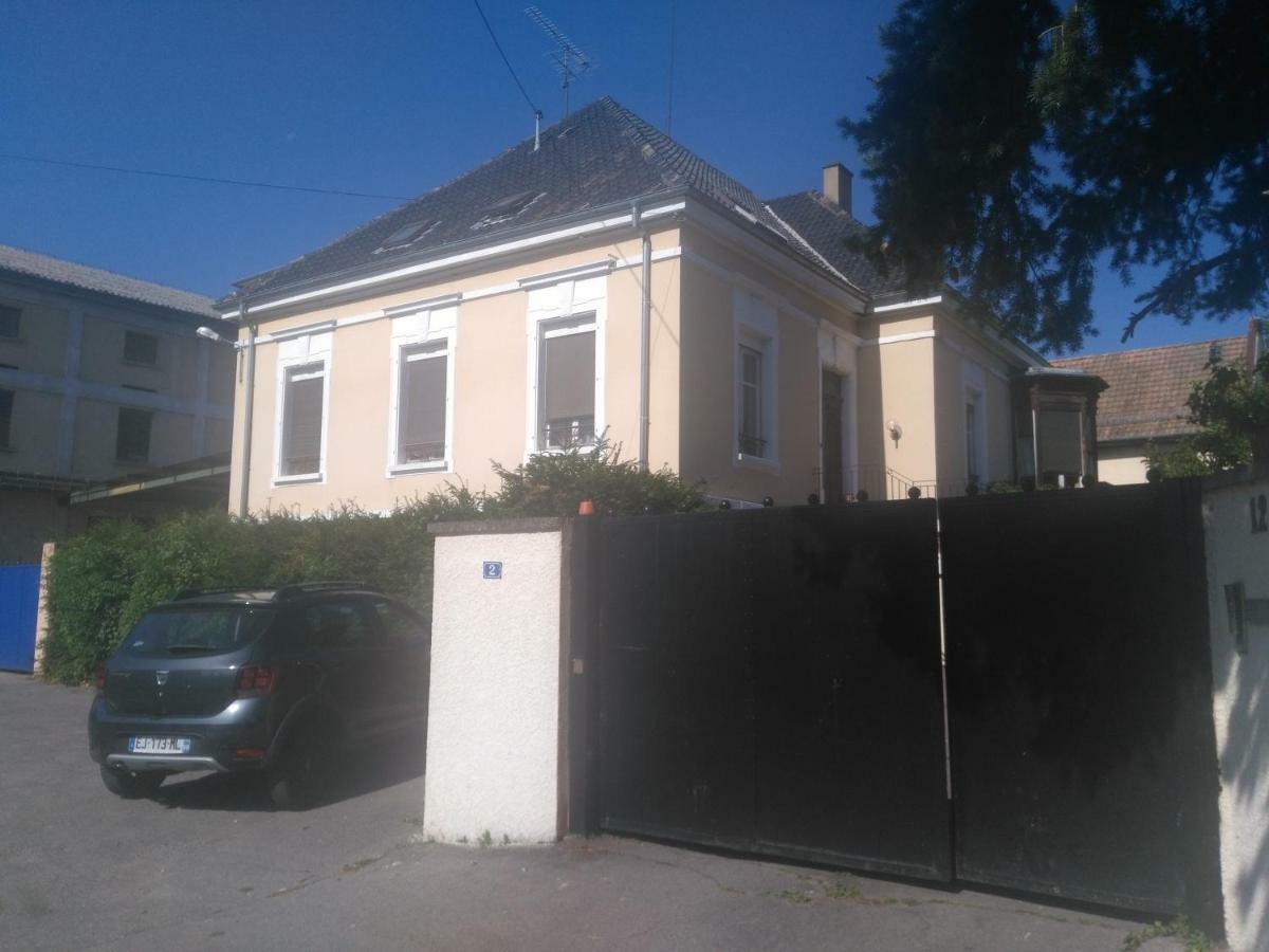 Chambres Privatives Chez L'Habitant 게브윌러 외부 사진
